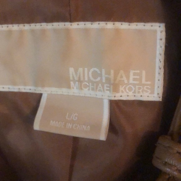 Leather jacket - Picture 2 of 3